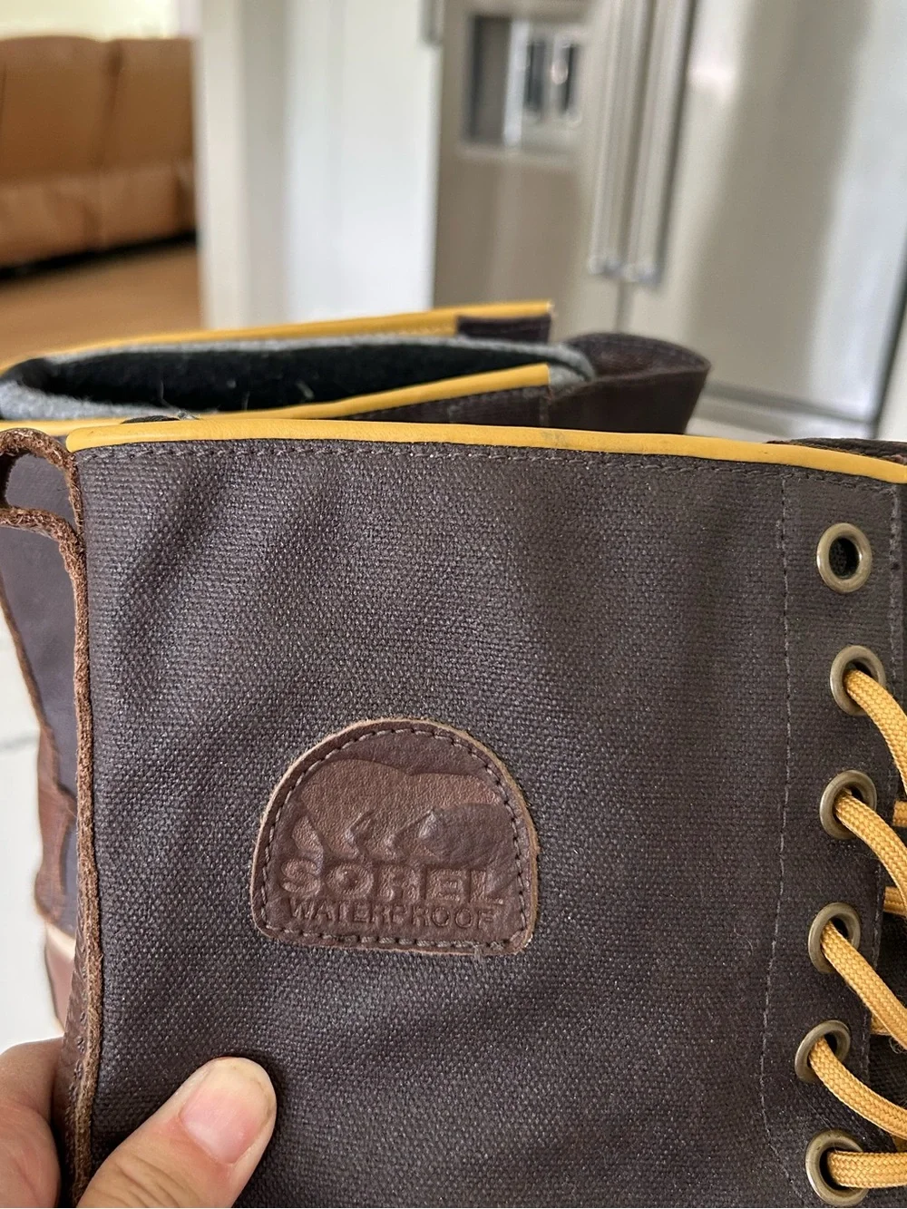 Like new- SOREL 1964 Premium Waterproof Winter Boots in Men’s 13